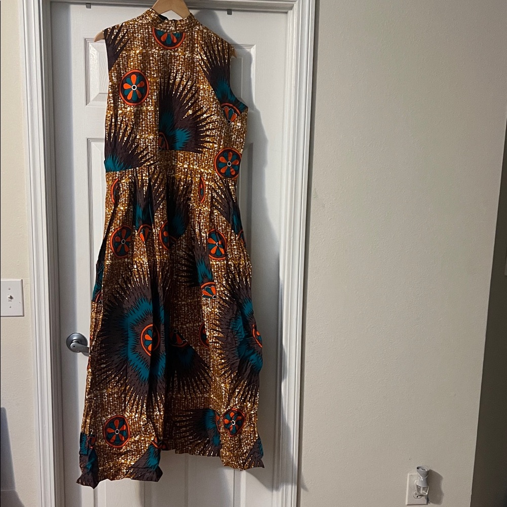 MAXI DRESS - Picture 2 of 7
